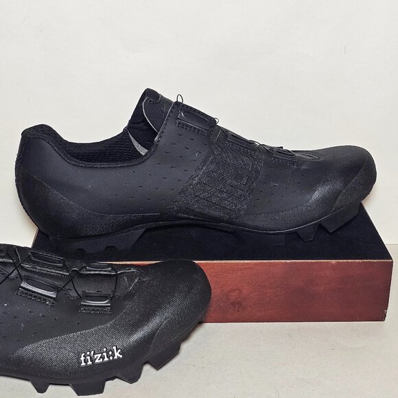 Fizik X3 Vento Overcurve Cycling Shoes Black Monochrome Mens EUR 44.5 - Picture 2 of 12